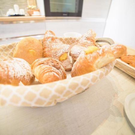 Malenki Bed & Breakfast Rome Exterior photo